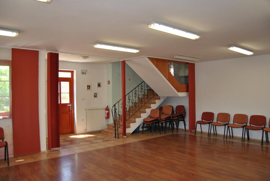 הוילה Vremski Britof Tourist Farm Dujceva Domacija מראה חיצוני תמונה