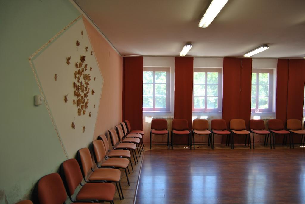 הוילה Vremski Britof Tourist Farm Dujceva Domacija מראה חיצוני תמונה